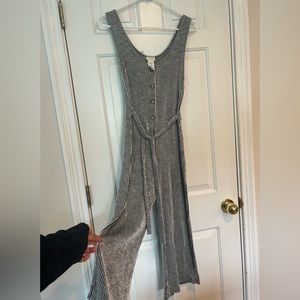 Caution to the Wind black/white soft stretchy crop flare leg jumpsuit S/M